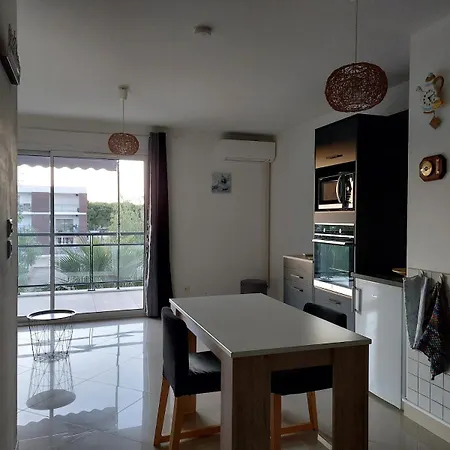 Grand A 300m De La Dans Calme - Seule Piece Apartment Gruissan